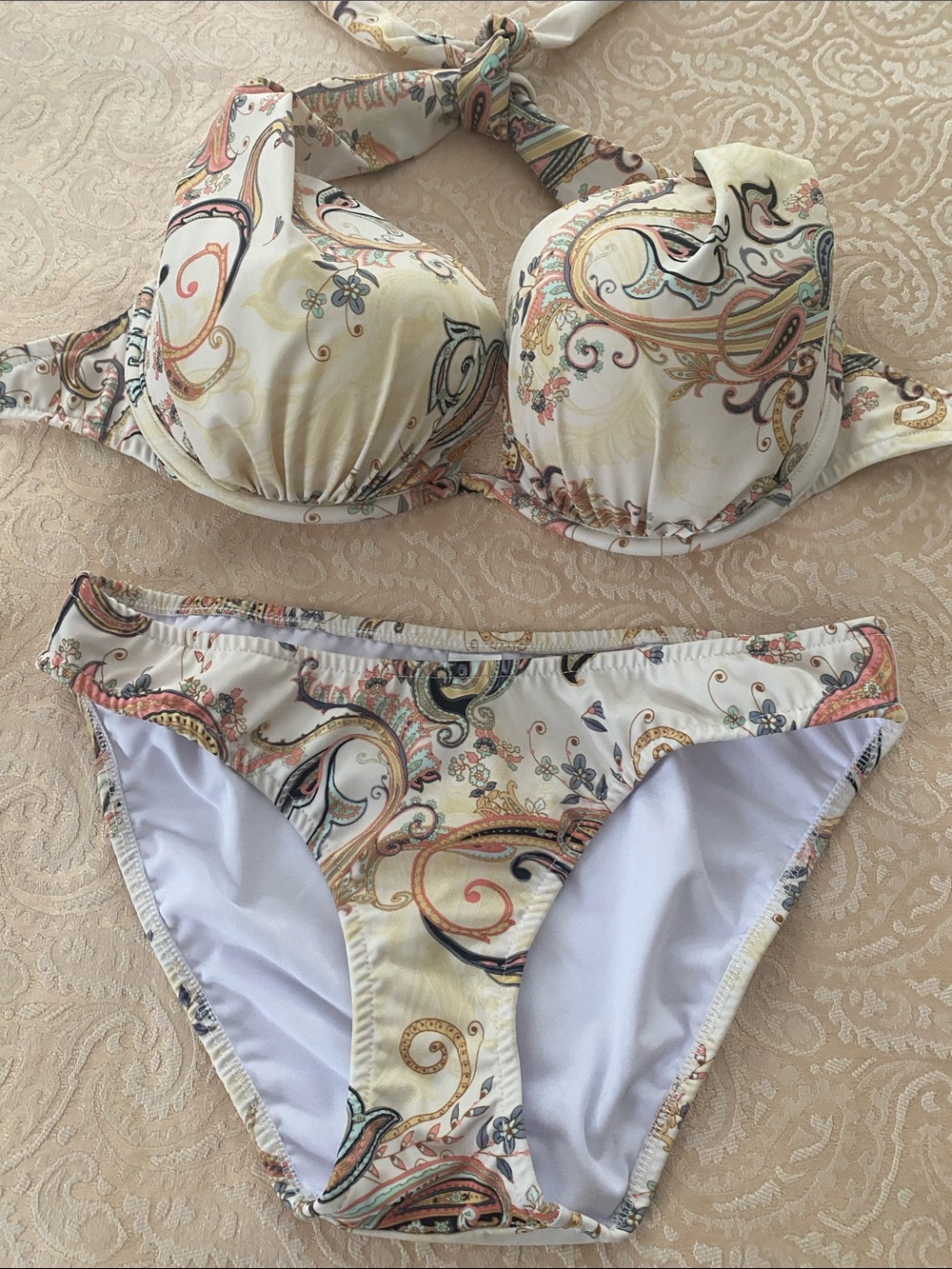 NWOT never worn Cream/Light yellow Paisley Print Bikini Set